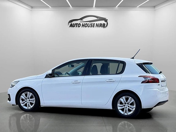 Peugeot 308 7 of 24