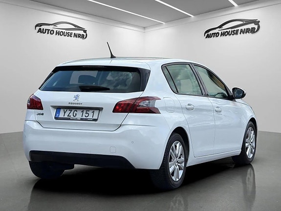 Peugeot 308 9 of 24