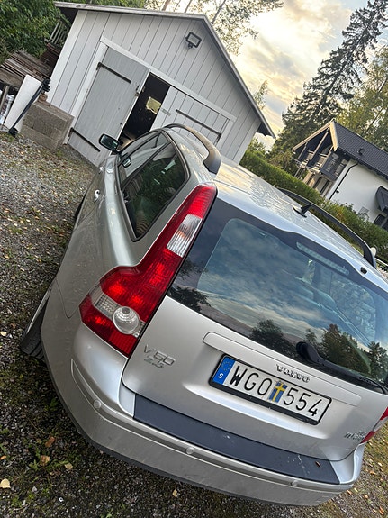 Volvo V50 5 of 13