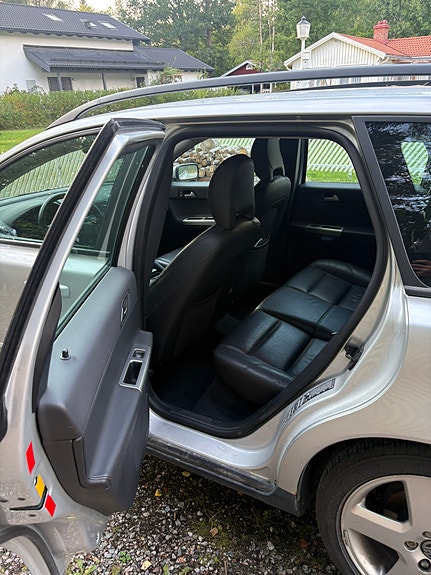 Volvo V50 8 of 13