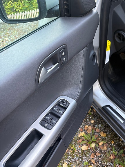 Volvo V50 11 of 13