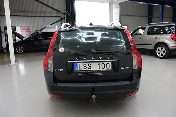 Volvo V50 5 of 12
