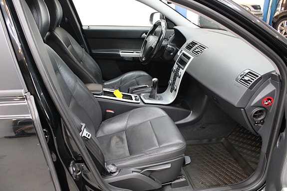Volvo V50 8 of 12