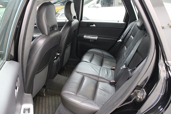 Volvo V50 9 of 12