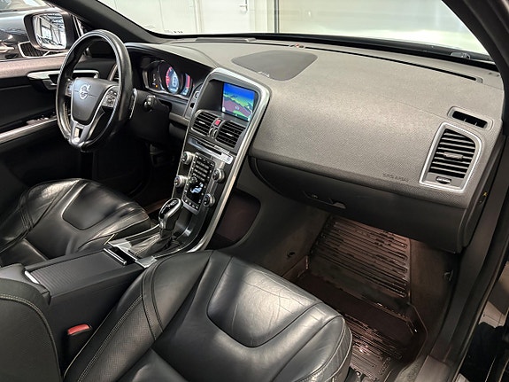 Volvo XC60 15 of 26