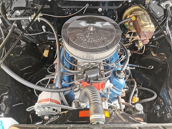 Ford F-100 2 of 25