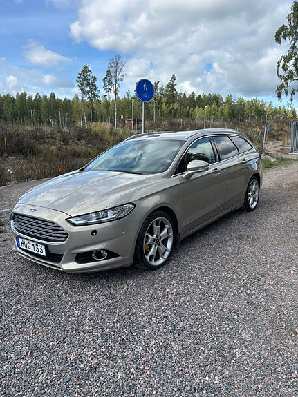 Ford Mondeo 3 of 6