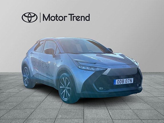Toyota C-HR 7 of 12