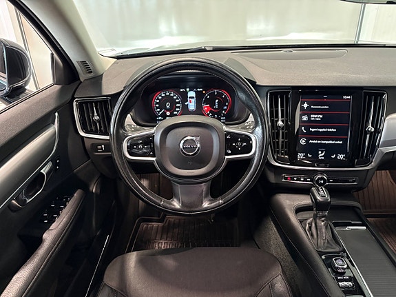 Volvo V90 11 of 27