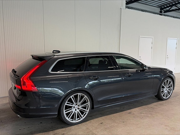 Volvo V90 3 of 27