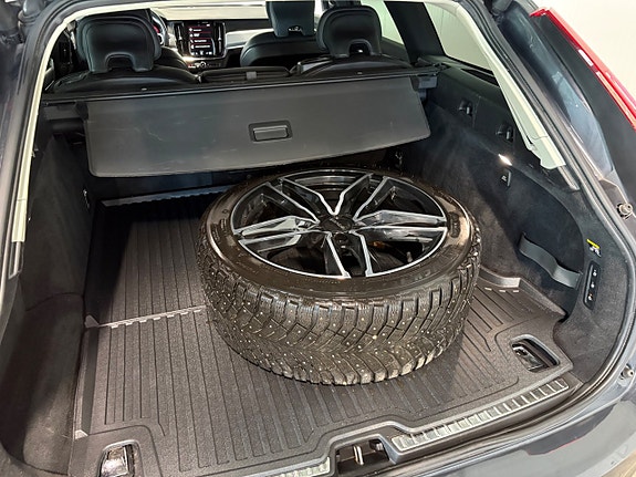 Volvo V90 27 of 27
