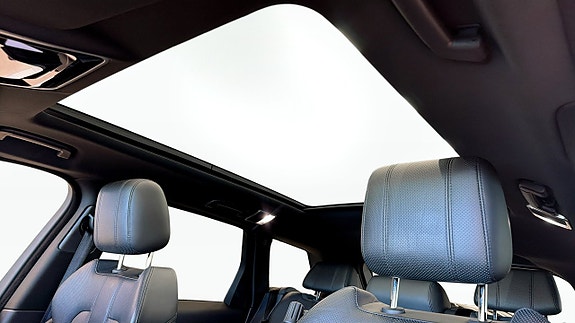 Land Rover Range Rover Sport 13 of 13