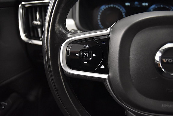 Volvo V90 10 of 23