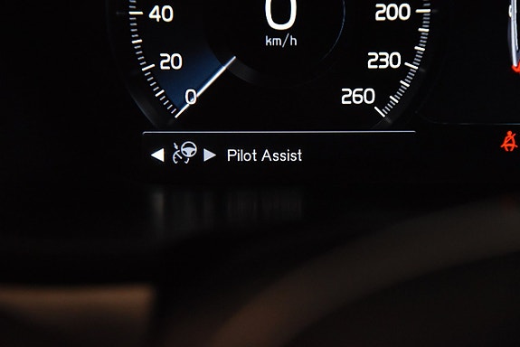 Volvo V90 14 of 23