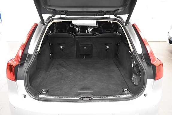 Volvo V90 23 of 23