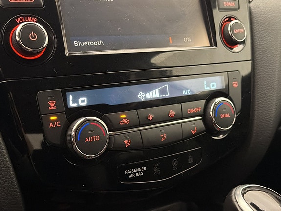 Nissan Qashqai 24 of 30