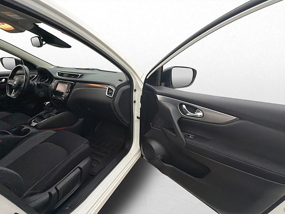 Nissan Qashqai 27 of 30