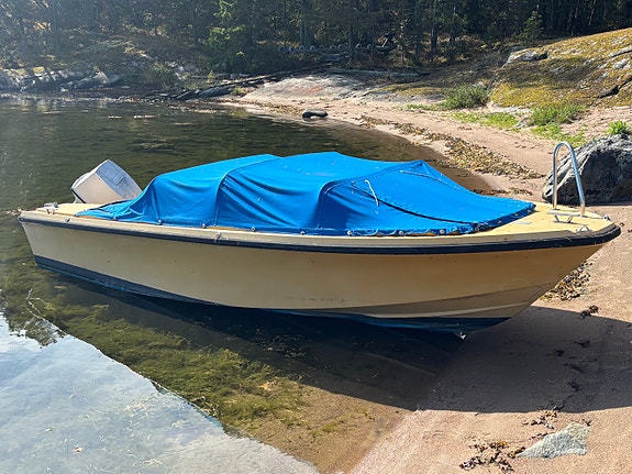 Ockelbo B16 med Johnson 70 hk o Fobo 80-släp 2 of 5