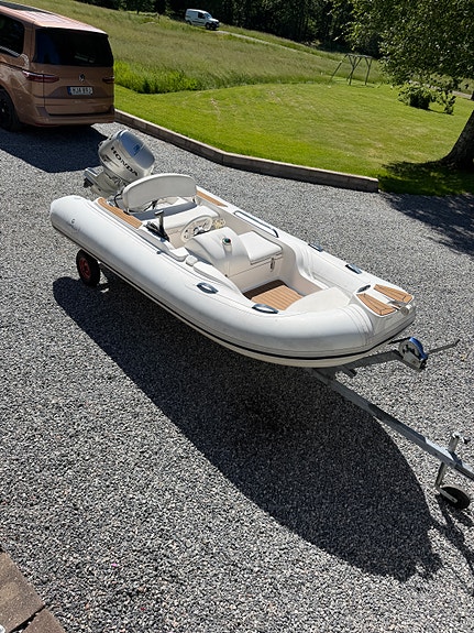 Capelli Tempest 360 TOP – Honda 30 hk 4-takt + trailer 9 of 12