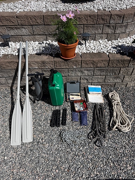 Capelli Tempest 360 TOP – Honda 30 hk 4-takt + trailer 3 of 12
