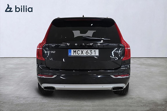Volvo XC90 5 of 21