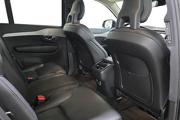 Volvo XC90 9 of 21