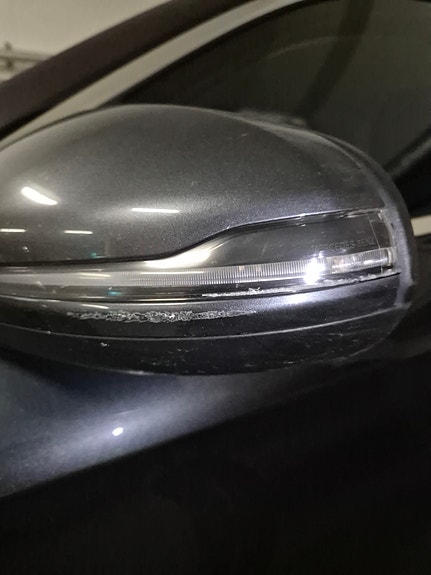 Mercedes-Benz C200 4 of 11