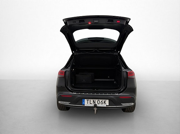 Mercedes-Benz EQA250+ 23 of 30