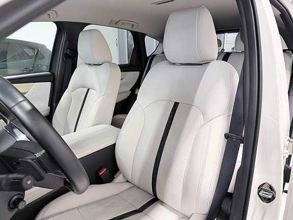 Mazda CX-60 6 of 17