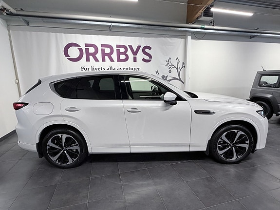 Mazda CX-60 2 of 17