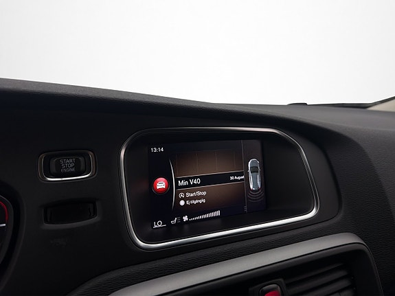 Volvo V40 Cross Country 18 of 28