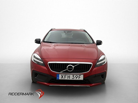 Volvo V40 Cross Country 2 of 28