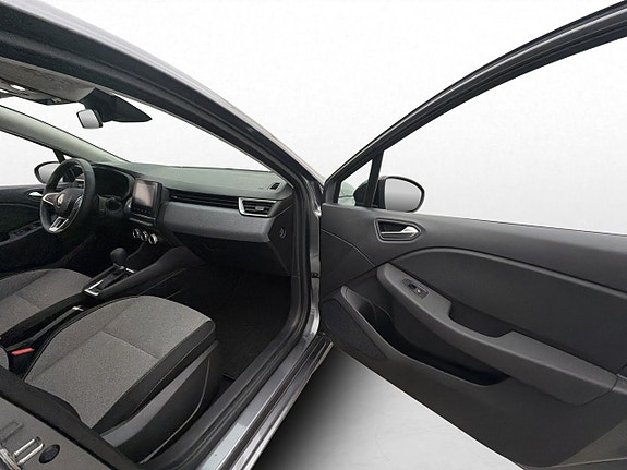 Renault Clio 26 of 30