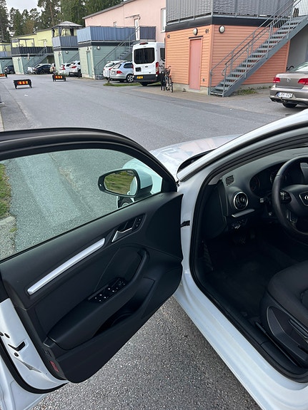 Audi A3 5 of 16