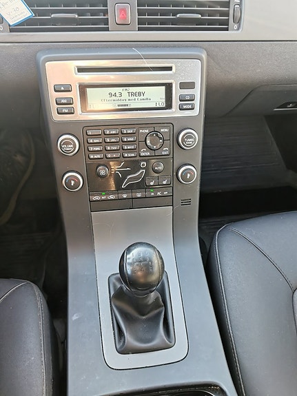 Volvo V70 9 of 10