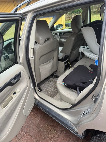 Volvo V70 10 of 10