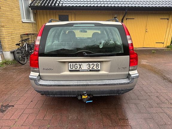 Volvo V70 6 of 10