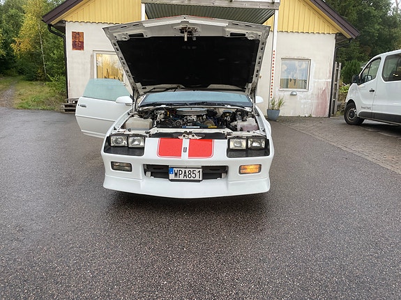 Chevrolet Camaro 5 of 11