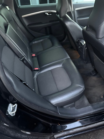 Volvo V70 12 of 25