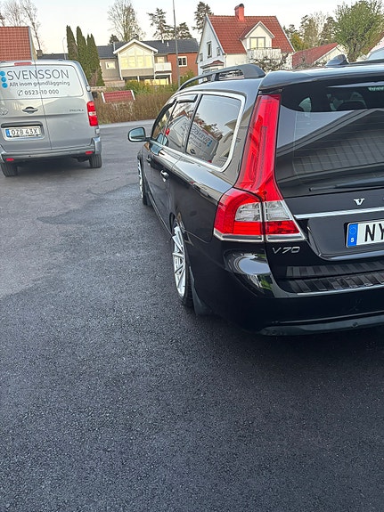 Volvo V70 21 of 25
