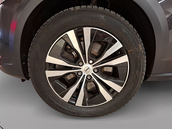 Volvo V90 Cross Country 13 of 13