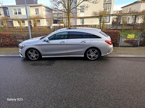 Mercedes-Benz CLA180 5 of 12