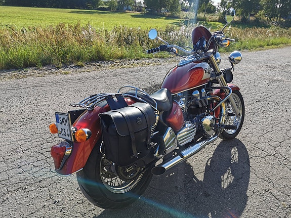 Triumph BONNEVILLE AMERI 5 of 10