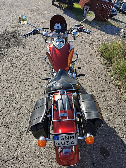 Triumph BONNEVILLE AMERI 4 of 10