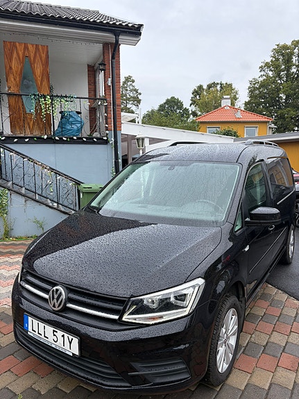 Volkswagen Caddy Maxi 2 of 7
