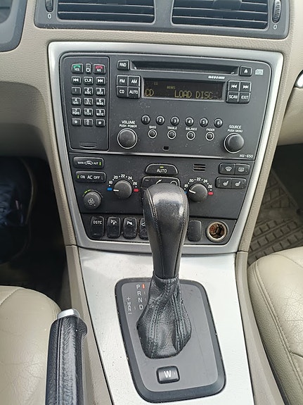 Volvo V70 13 of 15