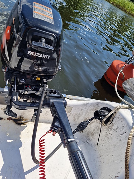 Atlantic 445 med Suzuki 15 hk 4-takt & trailer 2 of 4