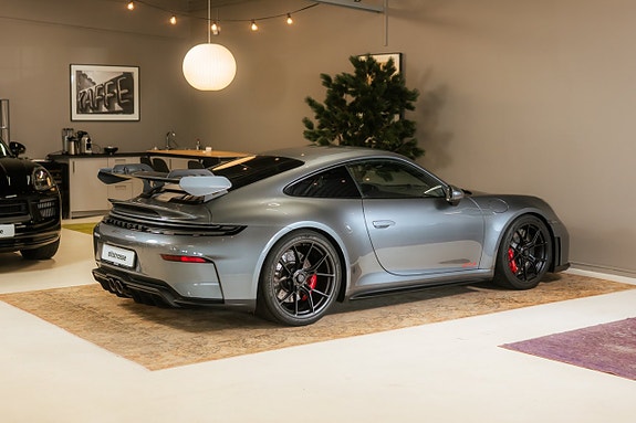 Porsche 911 11 of 30