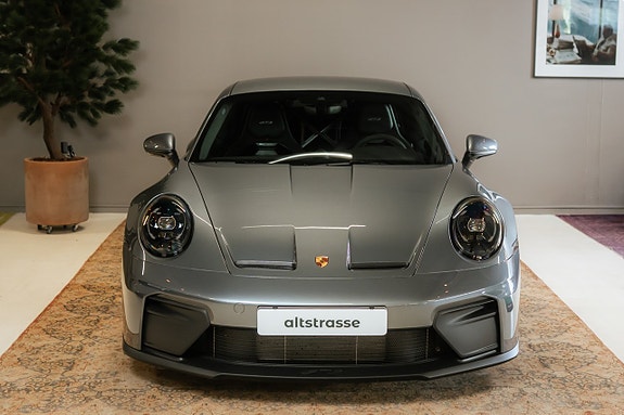 Porsche 911 6 of 30