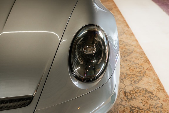 Porsche 911 5 of 30
